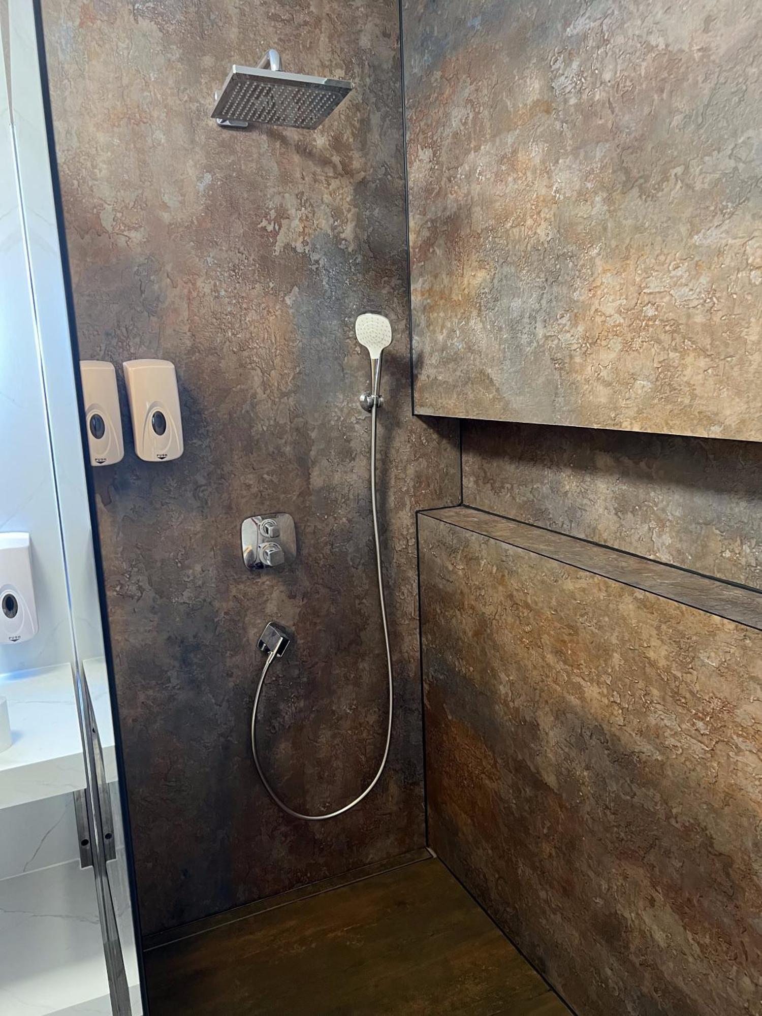 Panelcz Appartement Uhercice  Buitenkant foto