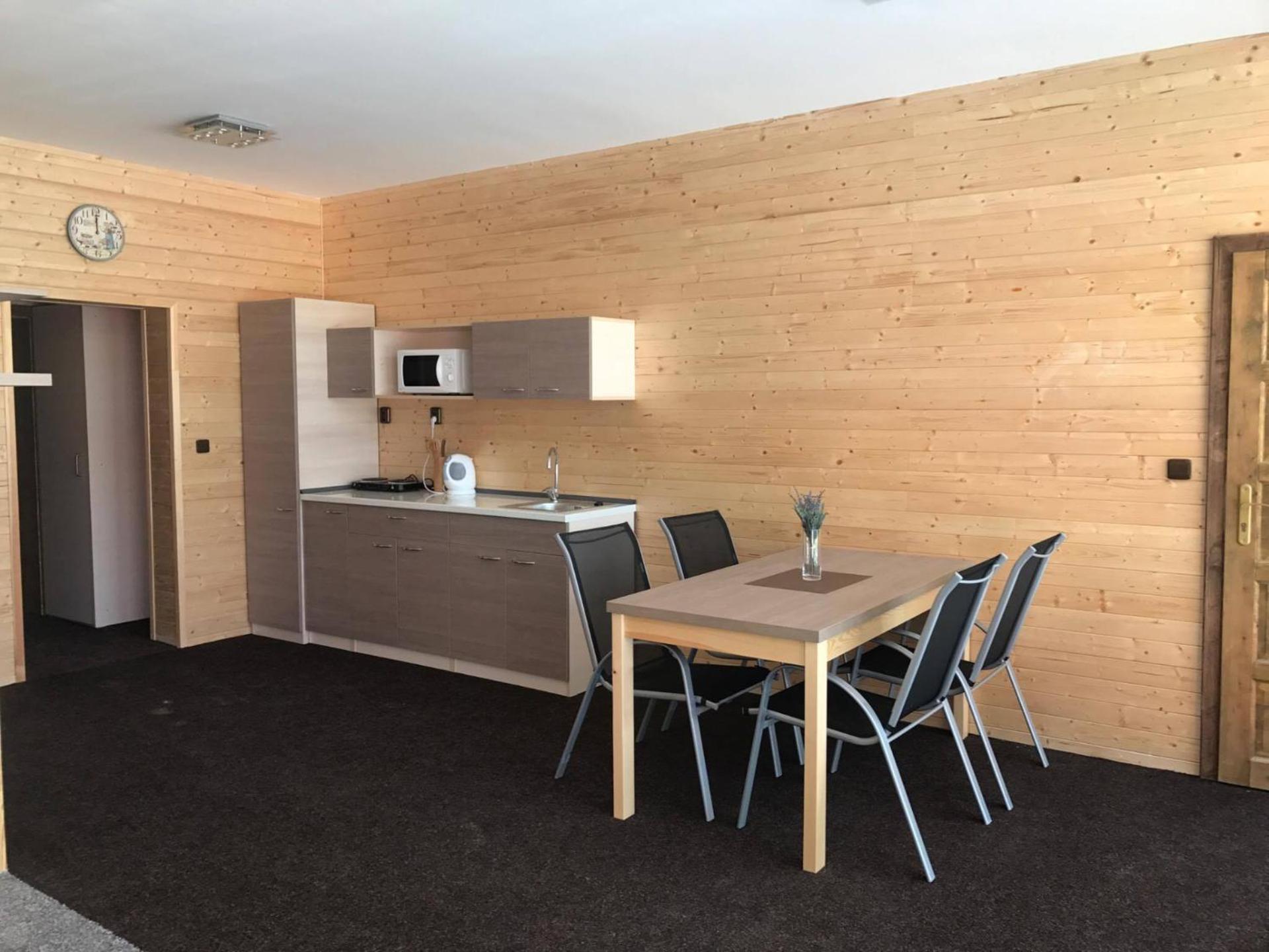 Panelcz Appartement Uhercice  Buitenkant foto